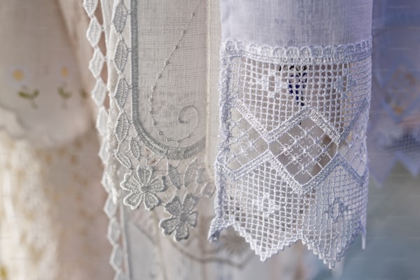 Mastering the Art of Lace: What Techniques Are Used to Blend Different Lace Patterns in a Wedding Dress?