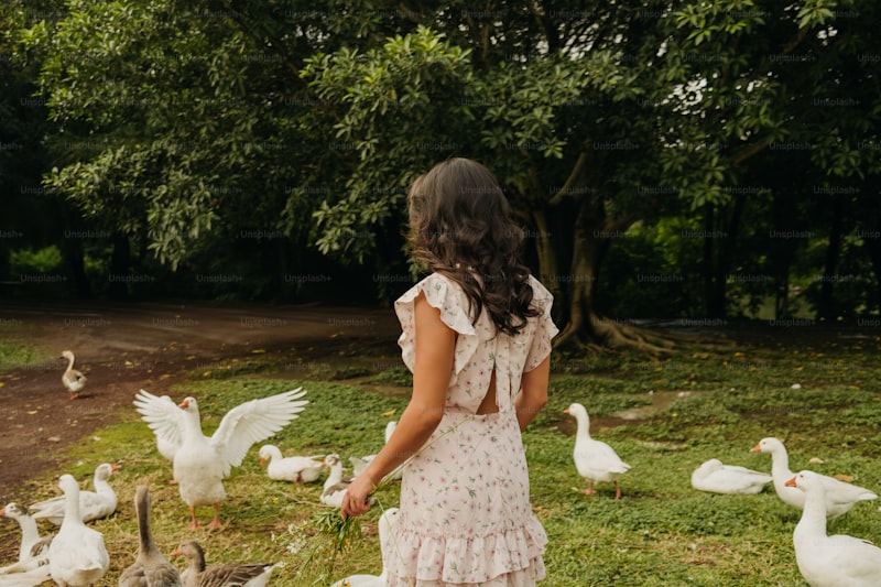 Feathered Fantasy: Enchanting Wedding Dresses with Feather Details