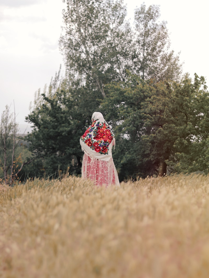 Experience Timeless Elegance: Traditional Lace Detailing in Gowns