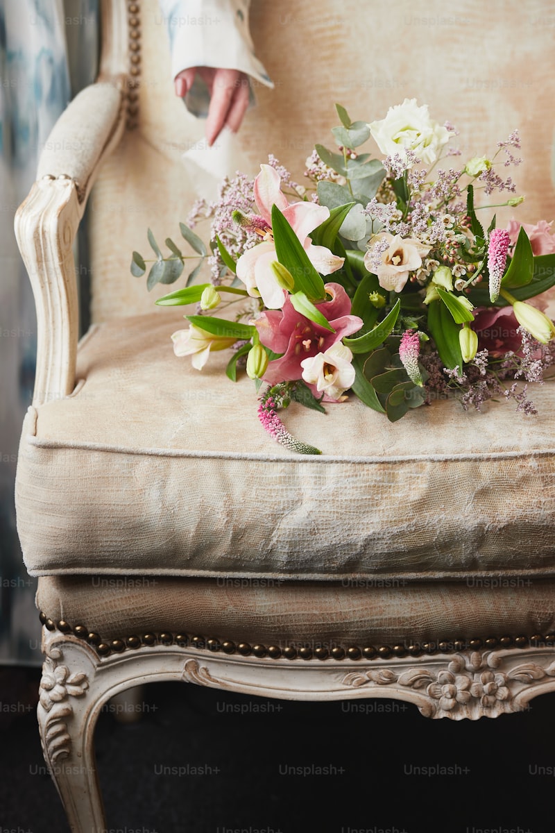 Discover the Perfect Elegant Shoulder Bags for Weddings