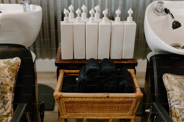 Transform Your Wedding with Stunning Lace Wedding Chair Bows