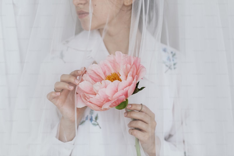 Exploring the Beautiful World of Veil Styles and Trends