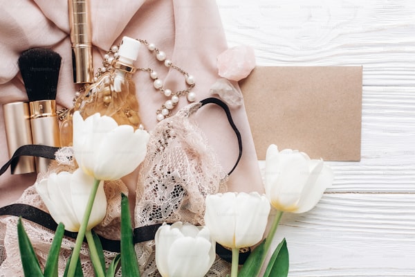 Elevate Your Wedding Look with Lace Bridal Glove Accessories