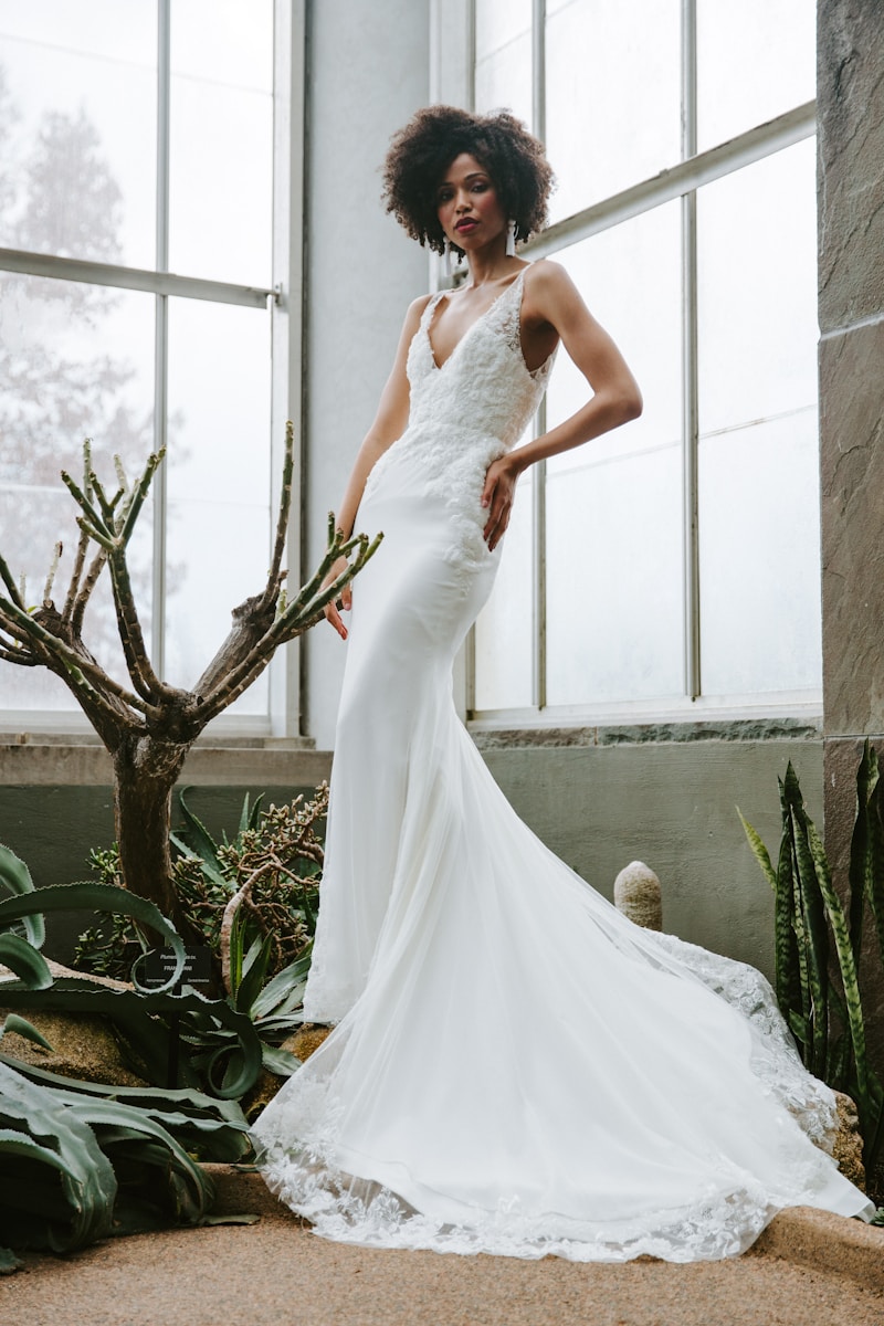 Exploring Avant-Garde Bridal Embellishments: Elevating Weddings to New Heights