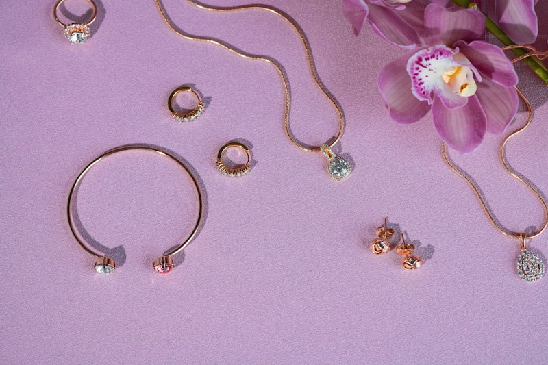 Personalized Name Jewelry: A Unique Touch to Elegance and Individuality