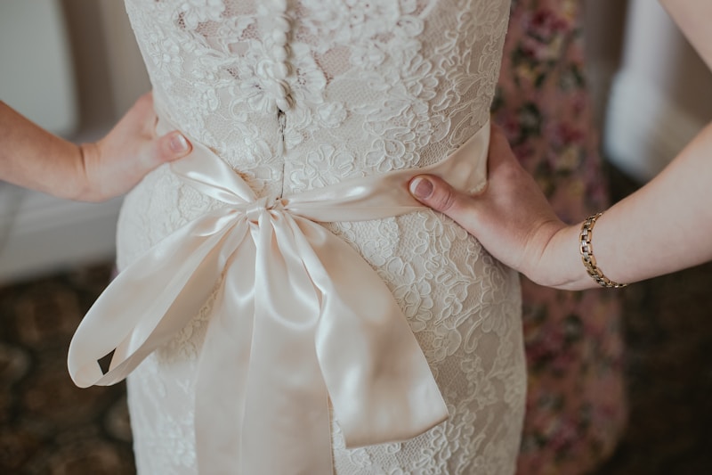 Bow-Tiful Brides: Chic Wedding Dresses with Bow Accents