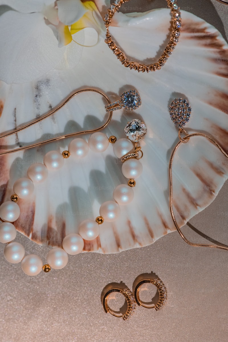 Seashell-Themed Accessories: Embracing Nature's Elegance