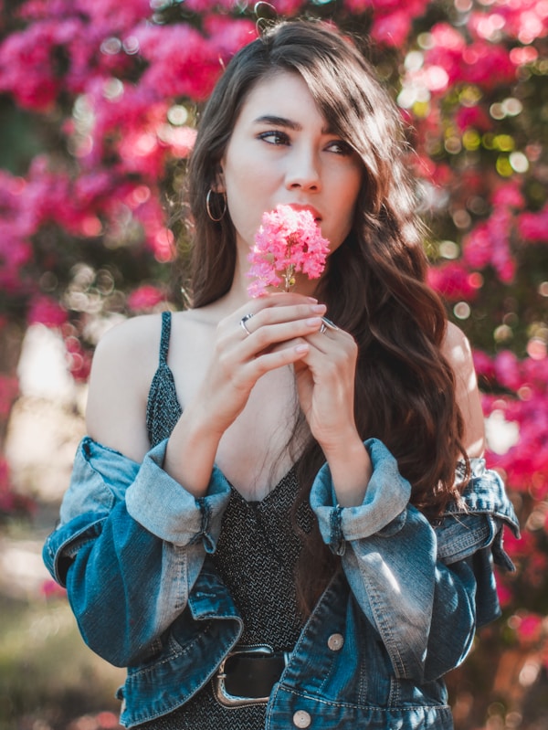 Lace-Accented Flower Girl Dresses: The Perfect Choice for Your Wedding