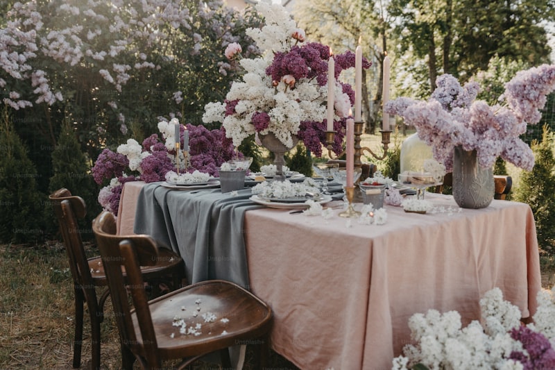 Bridal Beauty Amidst Garden Scenery: A Perfect Harmony of Nature and Elegance