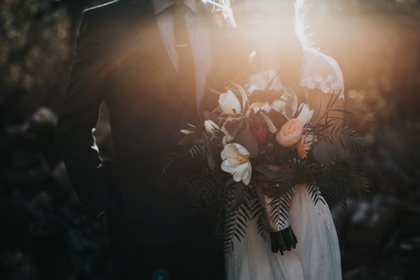 Transform Your Wedding with Beautiful Lace Aisle Runners