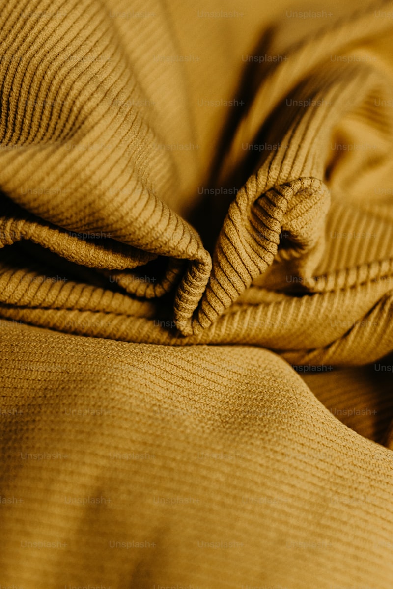 Maximizing Comfort: The Power of Lightweight Fabrics for Warmth