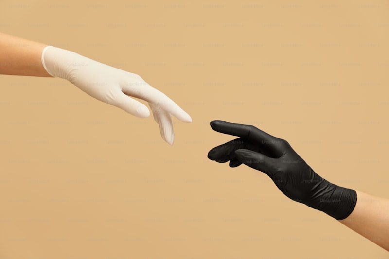 Exploring Luxury Glove Materials: A Comprehensive Guide to Opulence and Comfort